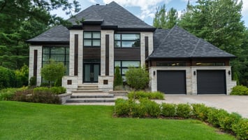 Luxury house